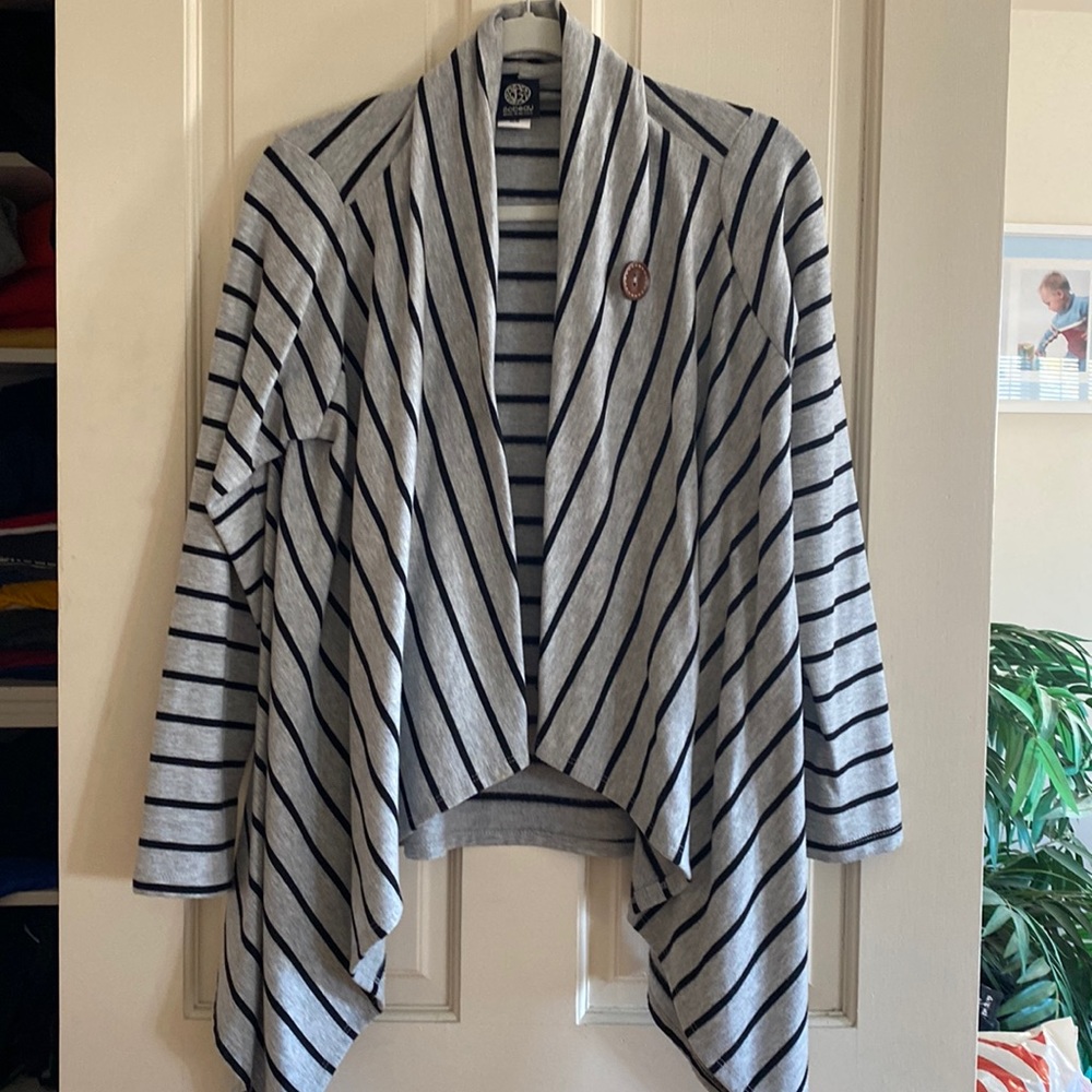 Open front wrap